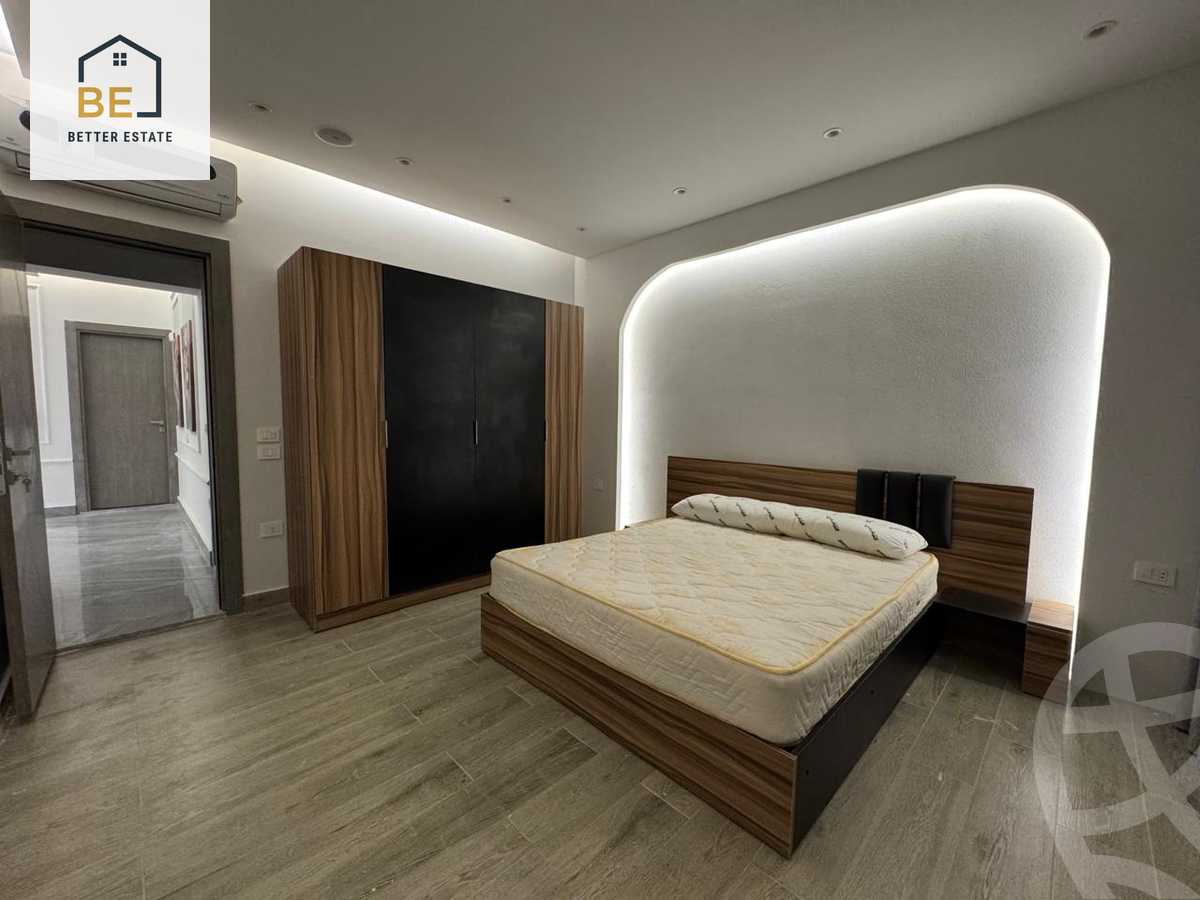 https://aqarmap.com.eg/ar/listing/6186049-for-sale-cairo-new-cairo-compounds-hyde-park-centre-ville-hyde-park