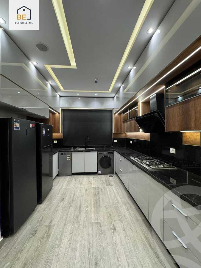 https://aqarmap.com.eg/ar/listing/6186049-for-sale-cairo-new-cairo-compounds-hyde-park-centre-ville-hyde-park