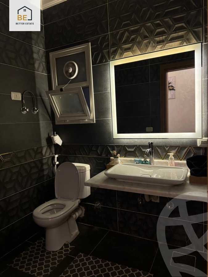 https://aqarmap.com.eg/ar/listing/6206629-for-rent-cairo-new-cairo-compounds-hyde-park-centre-ville-hyde-park