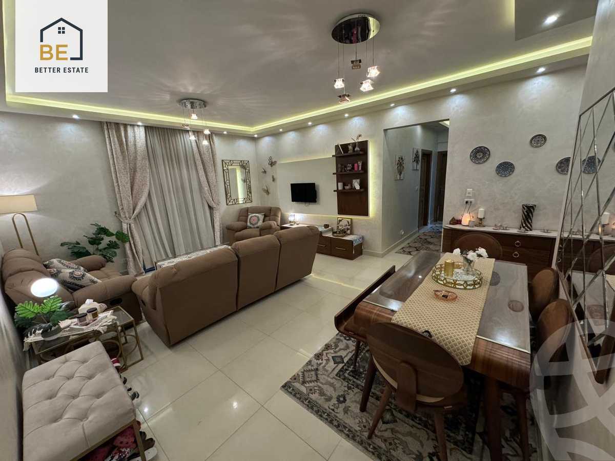 https://aqarmap.com.eg/ar/listing/6206629-for-rent-cairo-new-cairo-compounds-hyde-park-centre-ville-hyde-park