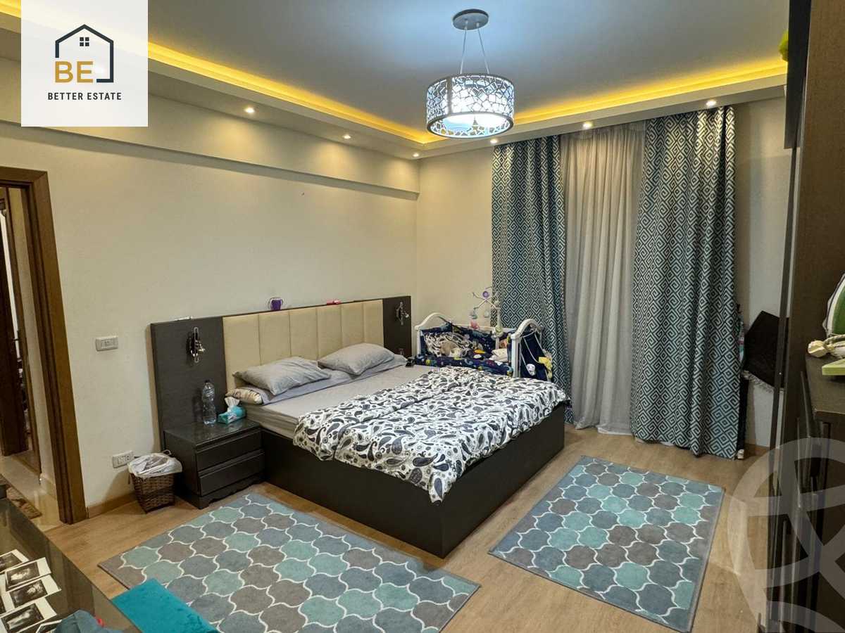 https://aqarmap.com.eg/ar/listing/6206629-for-rent-cairo-new-cairo-compounds-hyde-park-centre-ville-hyde-park