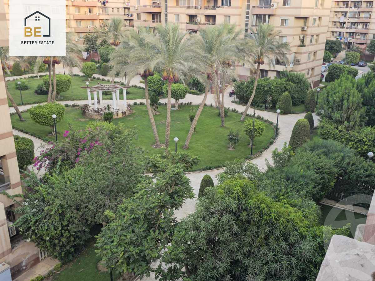 https://aqarmap.com.eg/en/listing/6213433-for-rent-cairo-new-cairo-lrhb-city-phase-4-mostafa-el-nahaas-st