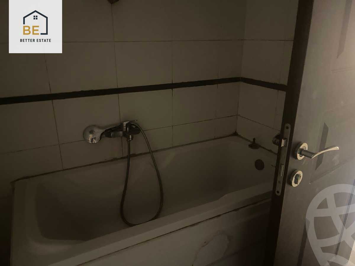 https://aqarmap.com.eg/ar/listing/6260119-for-sale-cairo-new-cairo-el-yassamin-el-yasmeen-3-mohamed-rahim-st
