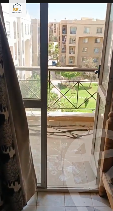 https://aqarmap.com.eg/en/listing/6271900-for-sale-cairo-new-cairo-lrhb-city-phase-4-mohammed-farid-st
