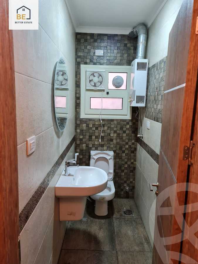 https://aqarmap.com.eg/en/listing/6289117-for-rent-cairo-new-cairo-lrhb-city-phase-1-ahmed-rami-st