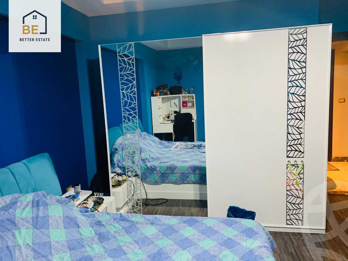 https://aqarmap.com.eg/ar/listing/6359606-for-sale-cairo-new-cairo-compounds-moon-valley