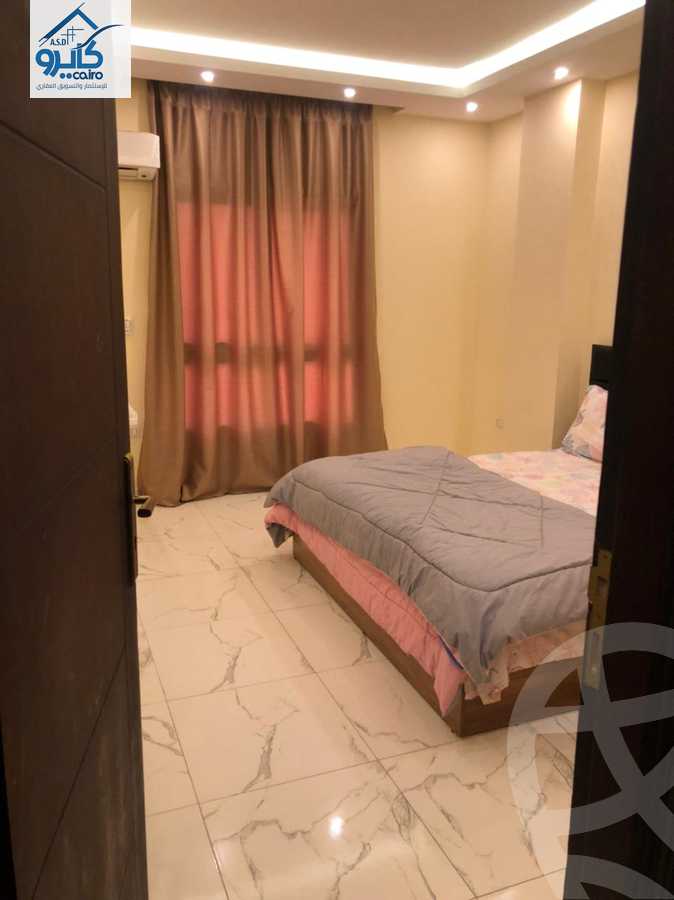 https://aqarmap.com.eg/ar/listing/3864212-for-sale-cairo-el-sheikh-zayed-city-el-hay-el-hady-ashaer-area-1-street-10