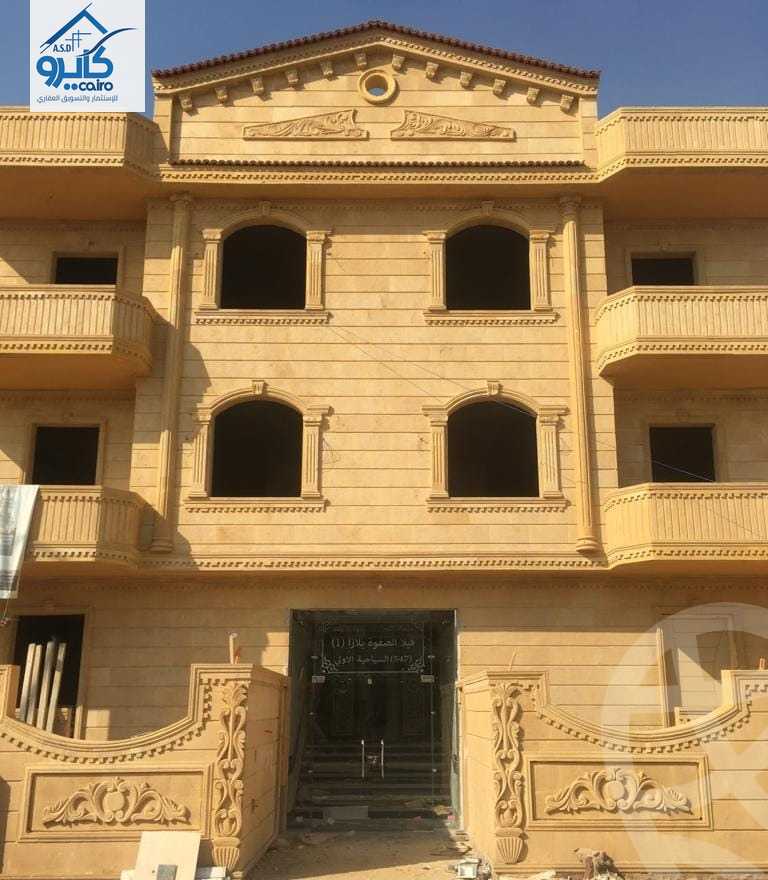 https://aqarmap.com.eg/en/listing/3890262-for-sale-cairo-6th-of-october-featured-neighborhood-first-touristic-village-el-shaheed-mohammed-abdul-latif-alshimi-st