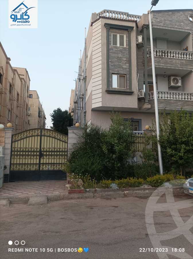 https://aqarmap.com.eg/en/listing/4319587-for-sale-cairo-el-sheikh-zayed-city-el-hay-elasher-street-100
