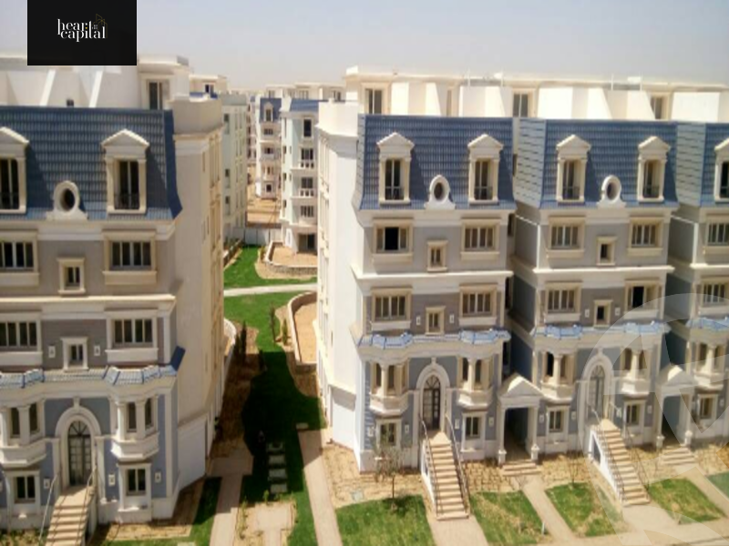 https://aqarmap.com.eg/ar/listing/3680301-for-sale-cairo-new-cairo-compounds-mountain-view-hyde-park