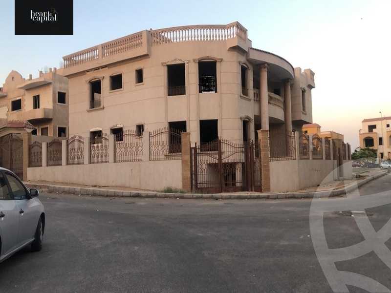 https://aqarmap.com.eg/ar/listing/3797284-for-sale-cairo-el-sheikh-zayed-city-el-hay-el-thaleth-ashaer-shr-12