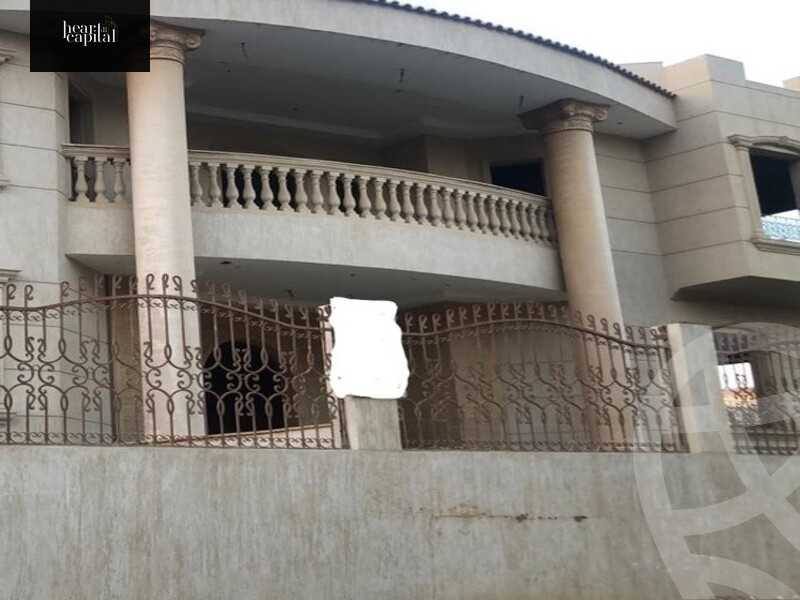 https://aqarmap.com.eg/ar/listing/3854037-for-sale-cairo-el-sheikh-zayed-city-el-hay-el-thaleth-ashaer-shr-12