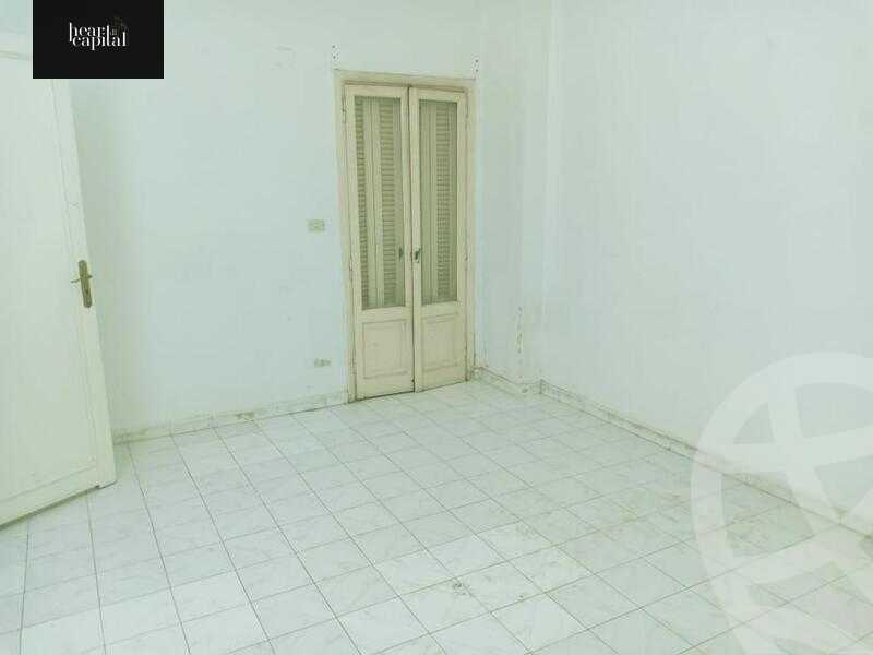 https://aqarmap.com.eg/ar/listing/3856345-for-sale-cairo-manial-kwrnysh-lmnyl