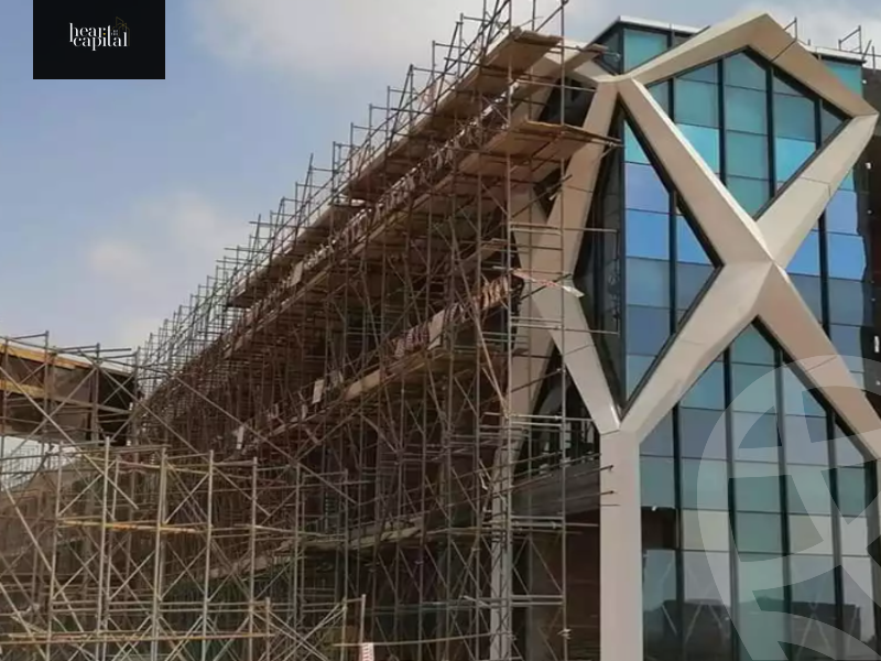 https://aqarmap.com.eg/ar/listing/3889428-for-sale-cairo-new-administrative-capital-r7-mydtwn-fyl-mwl-btr-hwm