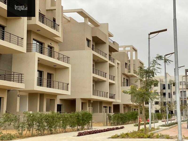 https://aqarmap.com.eg/ar/listing/3895779-for-sale-cairo-new-cairo-compounds-fifth-square