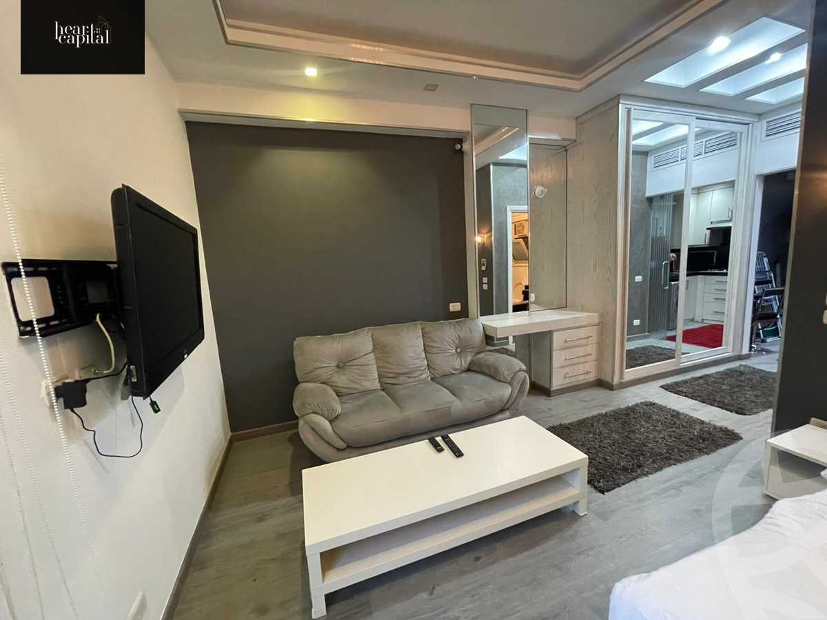 https://aqarmap.com.eg/en/listing/4326974-for-rent-cairo-el-maadi-sarayat-el-maadi-street-18