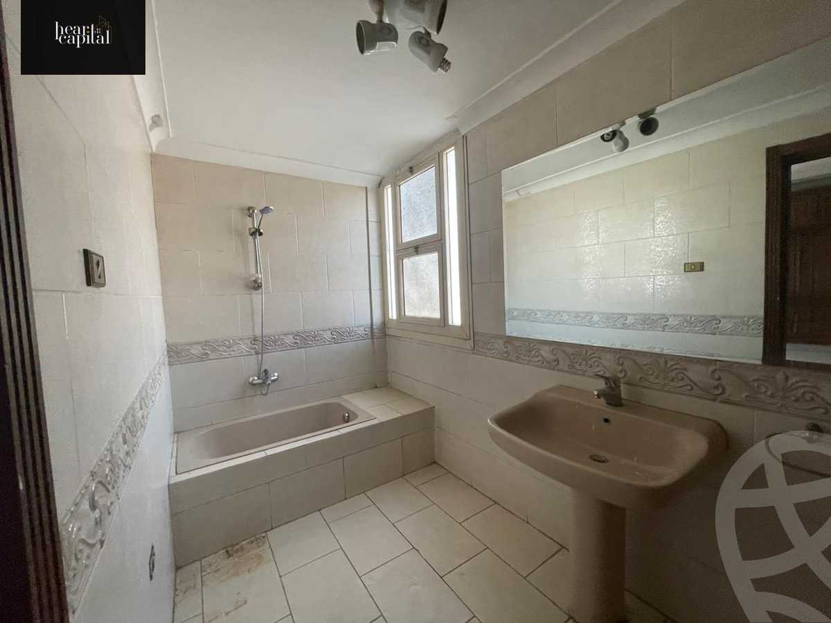 https://aqarmap.com.eg/en/listing/4381081-for-sale-cairo-el-maadi-degla-street-213