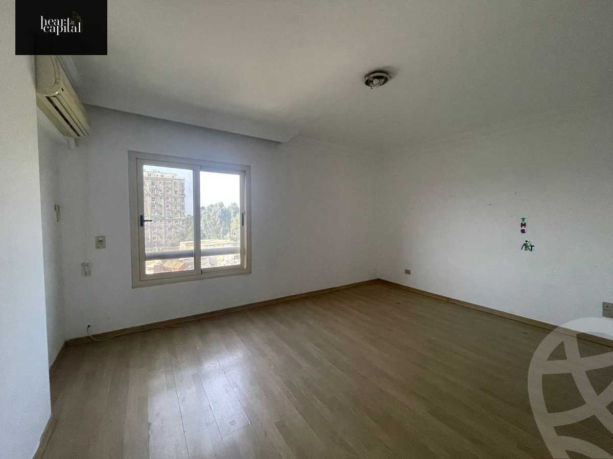 https://aqarmap.com.eg/en/listing/4384457-for-sale-cairo-el-maadi-sarayat-el-maadi-street-11