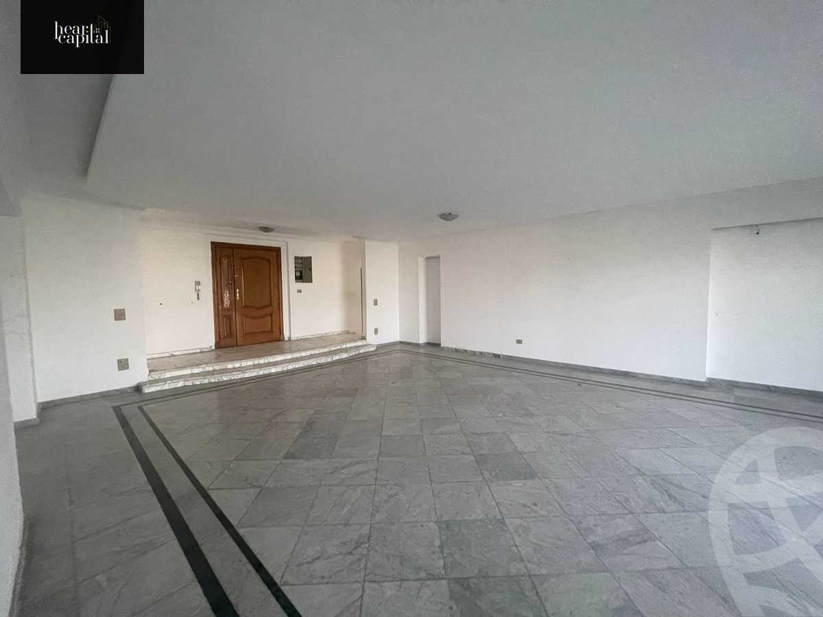 https://aqarmap.com.eg/en/listing/4384457-for-sale-cairo-el-maadi-sarayat-el-maadi-street-11