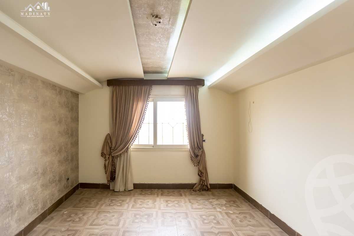 https://aqarmap.com.eg/ar/listing/3693865-for-sale-alexandria-zezenia-ahmed-fathi-st