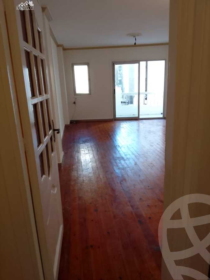 https://aqarmap.com.eg/ar/listing/3819790-for-rent-alexandria-ganaklis-el-fath-st