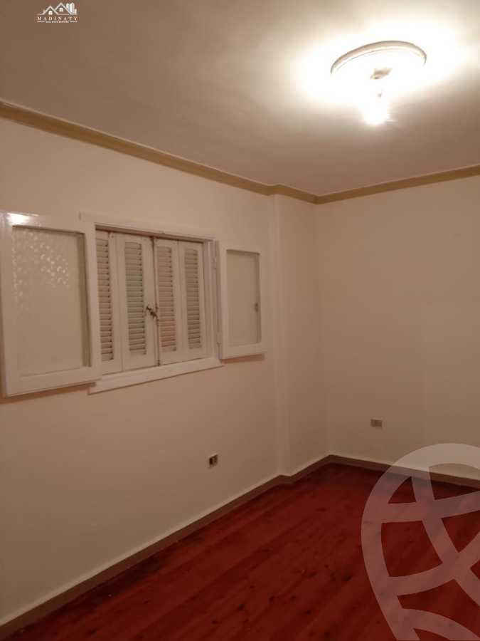 https://aqarmap.com.eg/ar/listing/3820680-for-rent-alexandria-ganaklis-el-fath-st