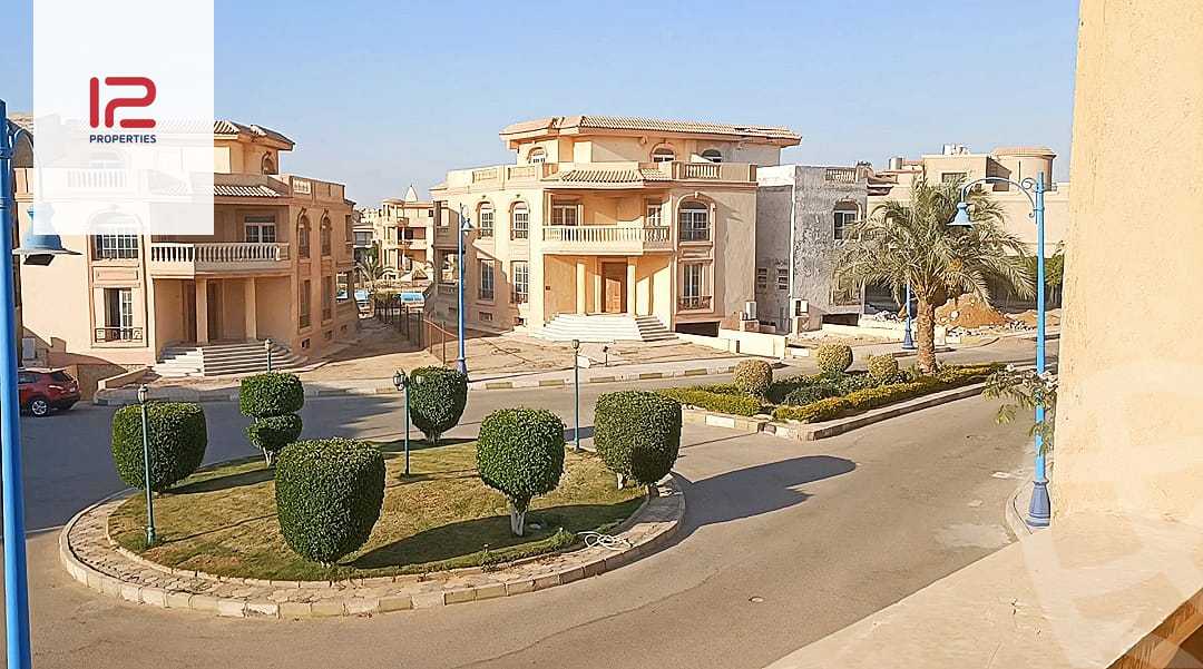 https://aqarmap.com.eg/en/listing/4128680-for-sale-cairo-new-cairo-compounds-la-rose