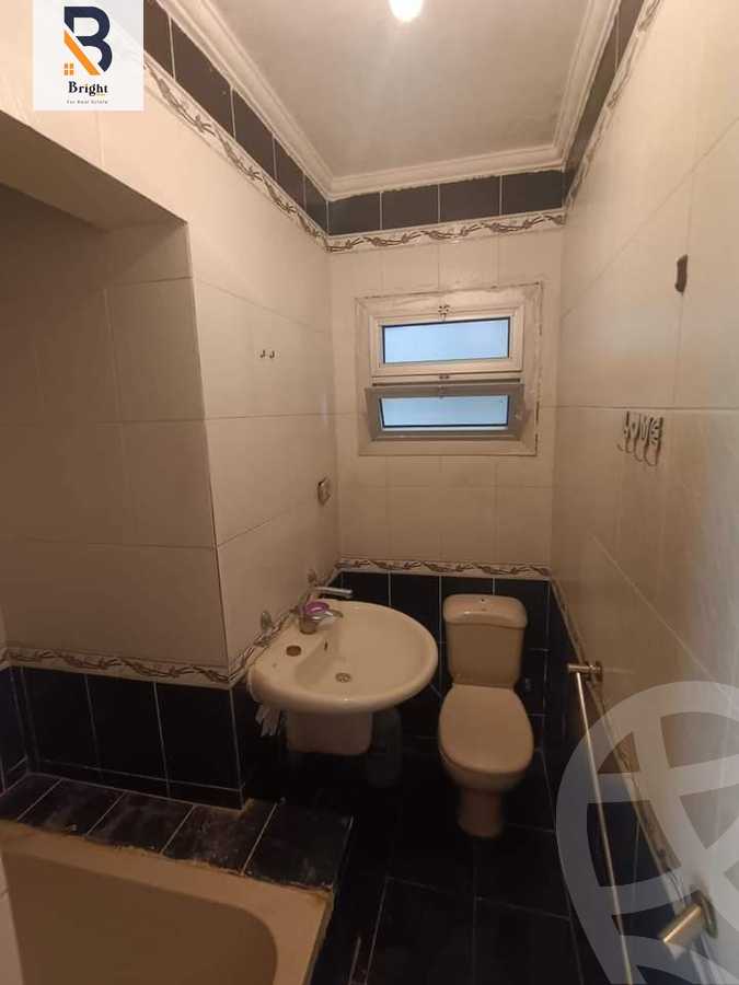 https://aqarmap.com.eg/ar/listing/3799522-for-sale-cairo-al-oubour-eskan-el-mostakbl
