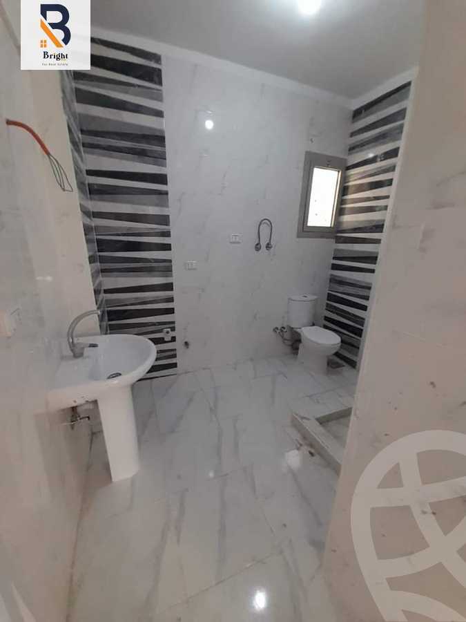 https://aqarmap.com.eg/ar/listing/3883972-for-sale-cairo-al-oubour-eskan-el-shabab