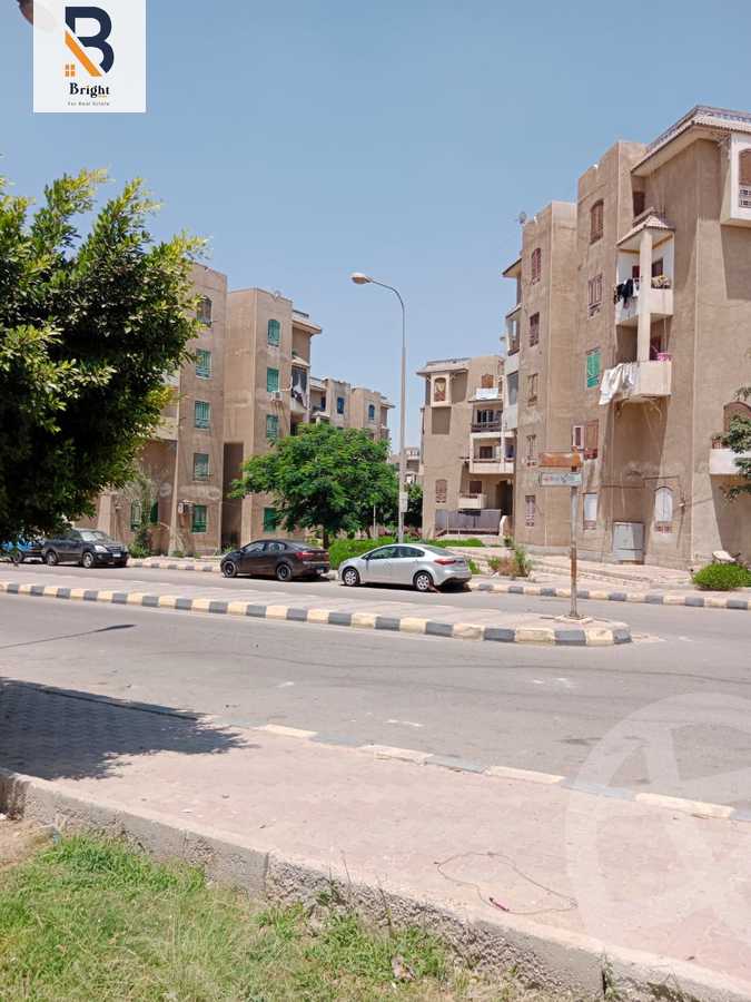 https://aqarmap.com.eg/en/listing/4208987-for-sale-cairo-al-oubour-eskan-el-mostakbl