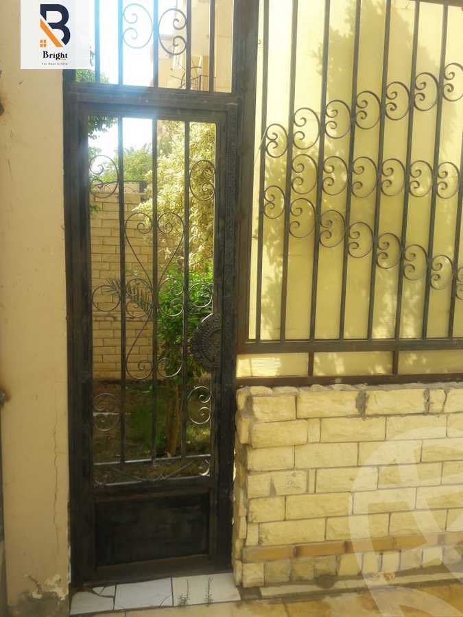 https://aqarmap.com.eg/en/listing/4553441-for-sale-cairo-al-oubour-el-hay-el-taseaa-taha-hussein-st