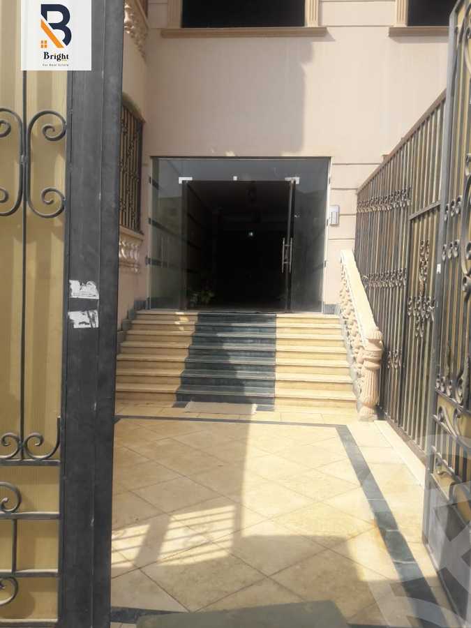 https://aqarmap.com.eg/en/listing/4553441-for-sale-cairo-al-oubour-el-hay-el-taseaa-taha-hussein-st