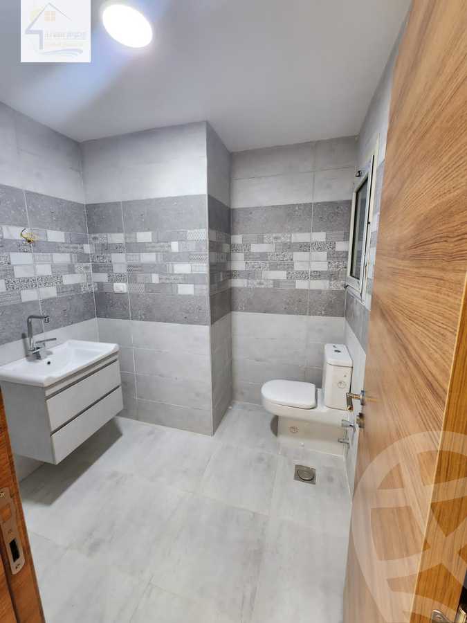 https://aqarmap.com.eg/en/listing/4227961-for-sale-cairo-el-sheikh-zayed-city-el-hay-el-khames-lhy-lkhms