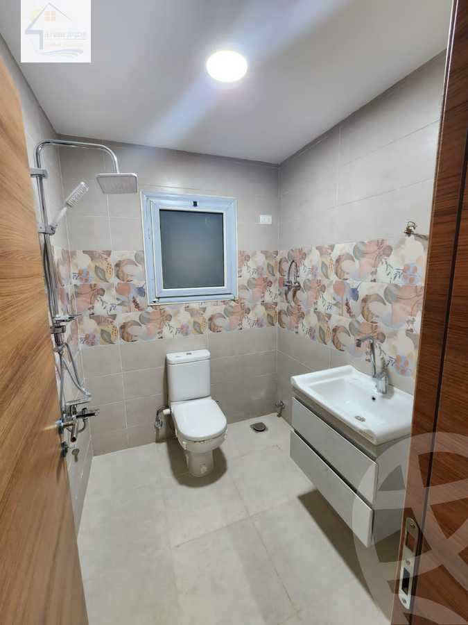 https://aqarmap.com.eg/en/listing/4227961-for-sale-cairo-el-sheikh-zayed-city-el-hay-el-khames-lhy-lkhms