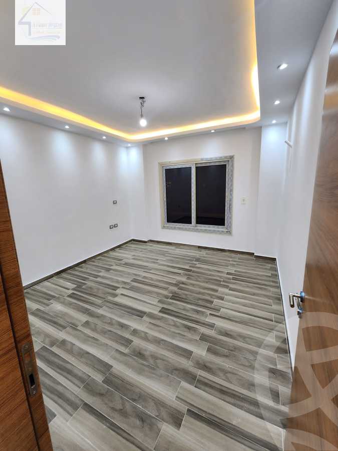 https://aqarmap.com.eg/en/listing/4227961-for-sale-cairo-el-sheikh-zayed-city-el-hay-el-khames-lhy-lkhms