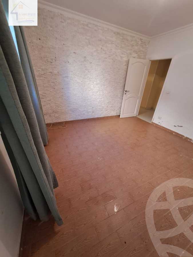 https://aqarmap.com.eg/en/listing/4248978-for-sale-cairo-el-sheikh-zayed-city-el-hay-elasher-street-100
