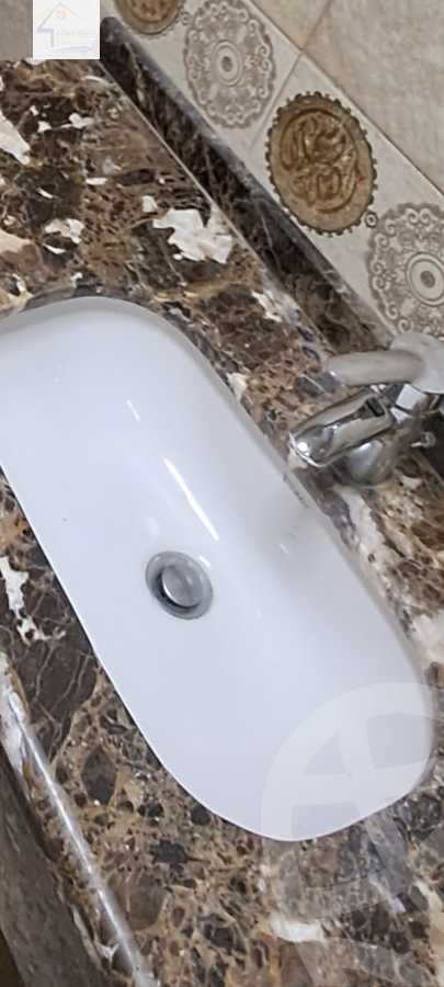 https://aqarmap.com.eg/en/listing/4248978-for-sale-cairo-el-sheikh-zayed-city-el-hay-elasher-street-100