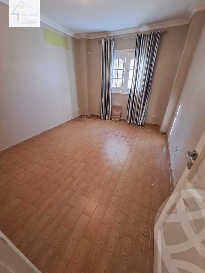 https://aqarmap.com.eg/en/listing/4248978-for-sale-cairo-el-sheikh-zayed-city-el-hay-elasher-street-100