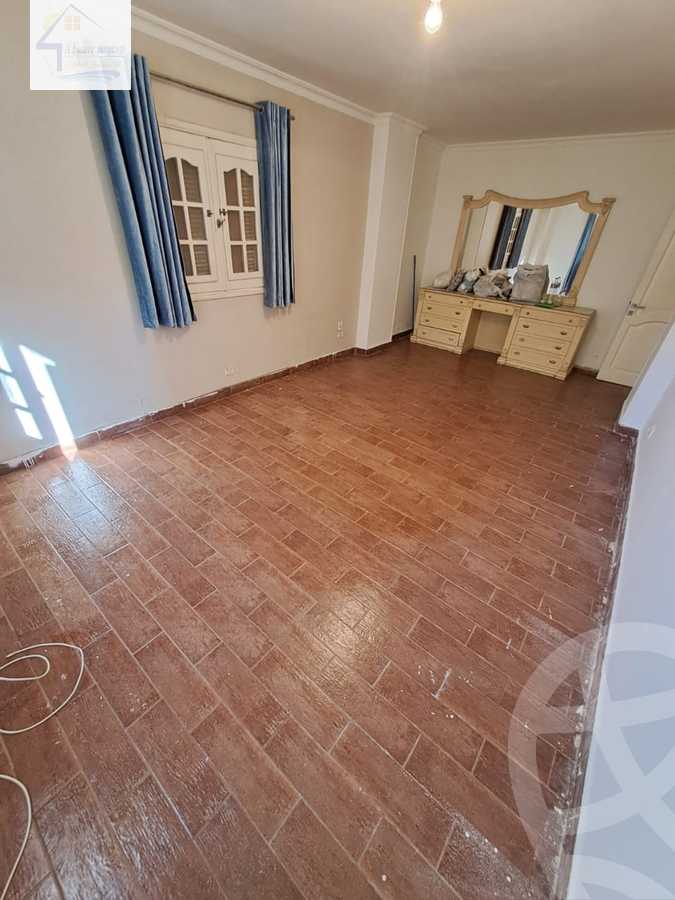 https://aqarmap.com.eg/en/listing/4248978-for-sale-cairo-el-sheikh-zayed-city-el-hay-elasher-street-100