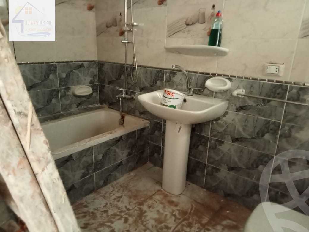 https://aqarmap.com.eg/ar/listing/4314361-for-rent-cairo-6th-of-october-featured-neighborhood-first-touristic-village-el-shaheed-mohammed-abdul-latif-alshimi-st