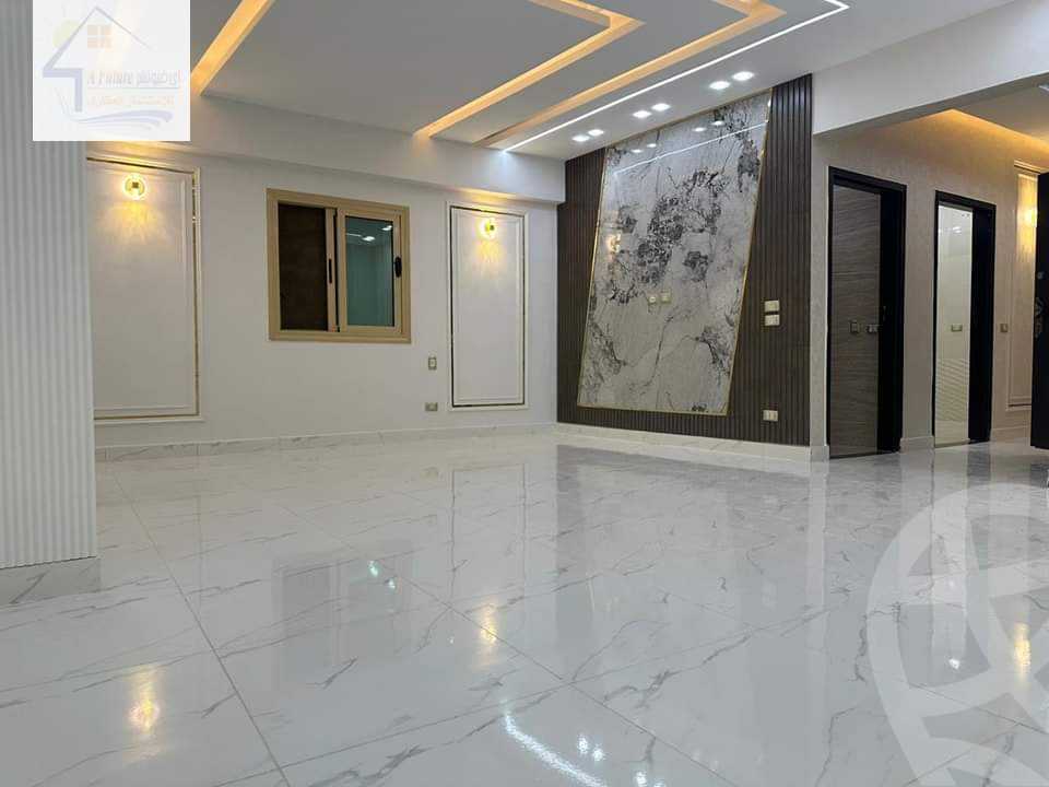 https://aqarmap.com.eg/ar/listing/4314501-for-rent-cairo-6th-of-october-featured-neighborhood-first-touristic-village-al-lewaa-mohammed-ezzat-el-zyadi-st