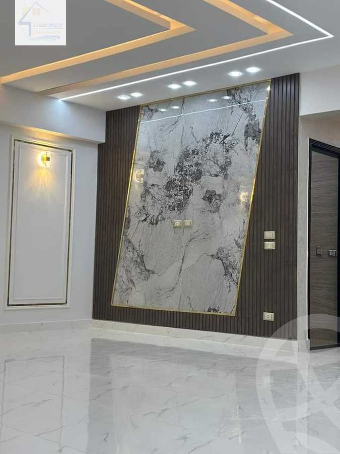 https://aqarmap.com.eg/ar/listing/4314501-for-rent-cairo-6th-of-october-featured-neighborhood-first-touristic-village-al-lewaa-mohammed-ezzat-el-zyadi-st