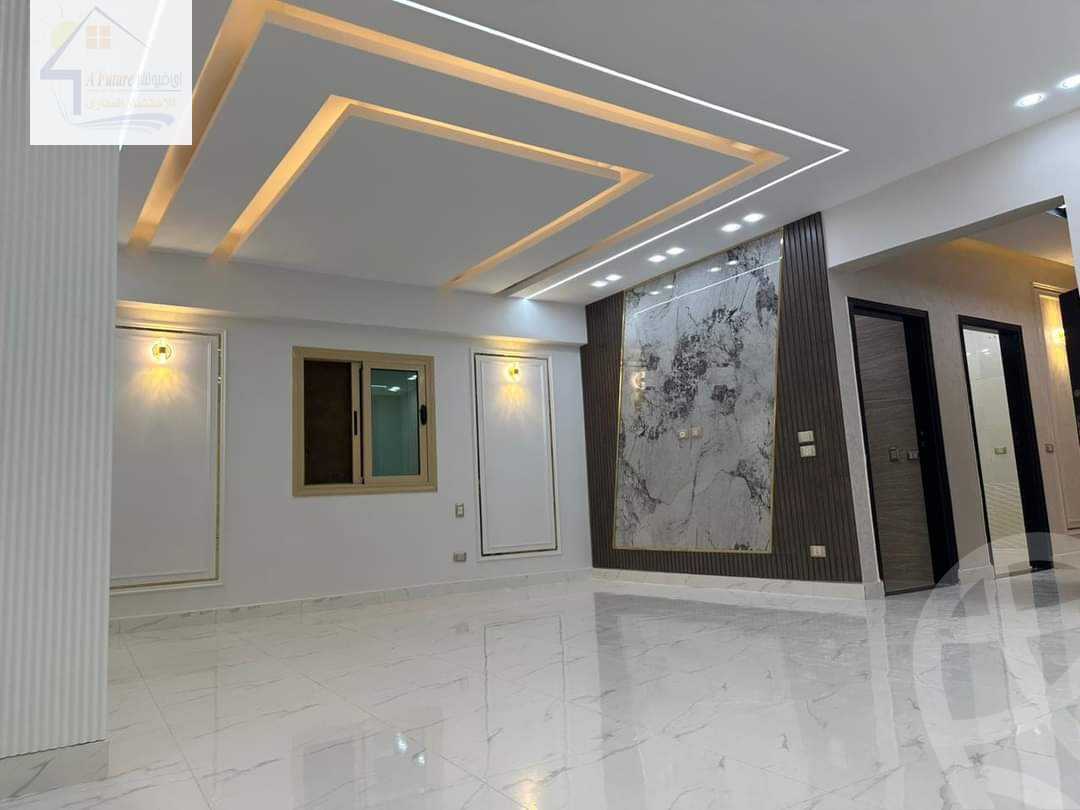 https://aqarmap.com.eg/ar/listing/4315062-for-rent-cairo-6th-of-october-featured-neighborhood-first-touristic-village-al-lewaa-mohammed-ezzat-el-zyadi-st
