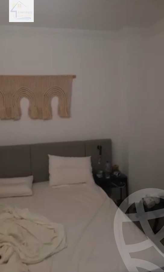 https://aqarmap.com.eg/ar/listing/4335624-for-sale-cairo-el-sheikh-zayed-city-el-hay-elsabeaa-lhy-lsb