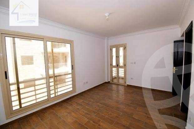 https://aqarmap.com.eg/en/listing/4336713-for-sale-cairo-el-sheikh-zayed-city-el-hay-elthaleth-shr-30