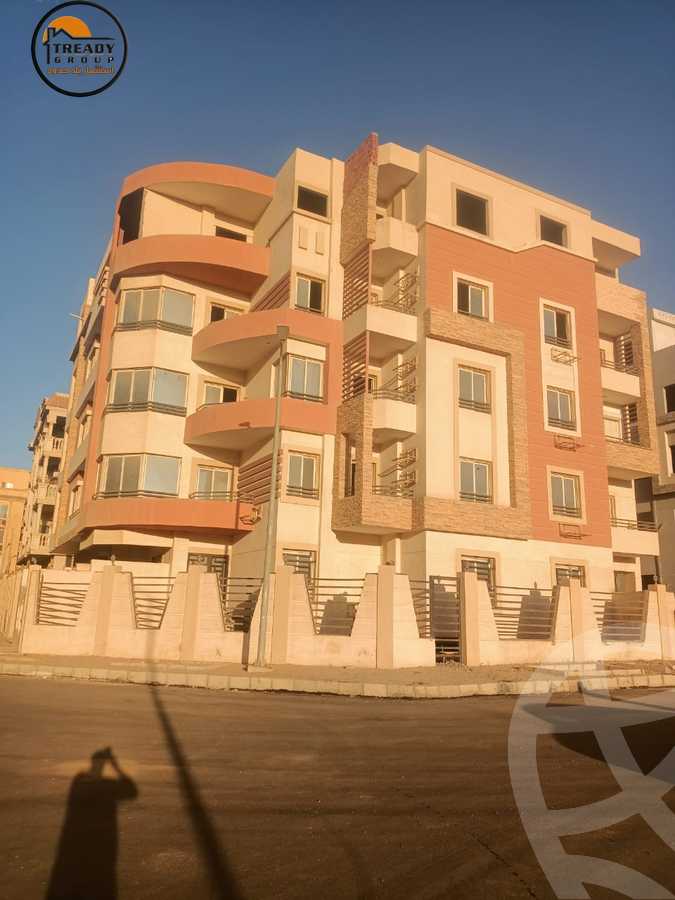 https://aqarmap.com.eg/en/listing/6530155-for-sale-cairo-new-cairo-bait-el-watan-first-neighborhood