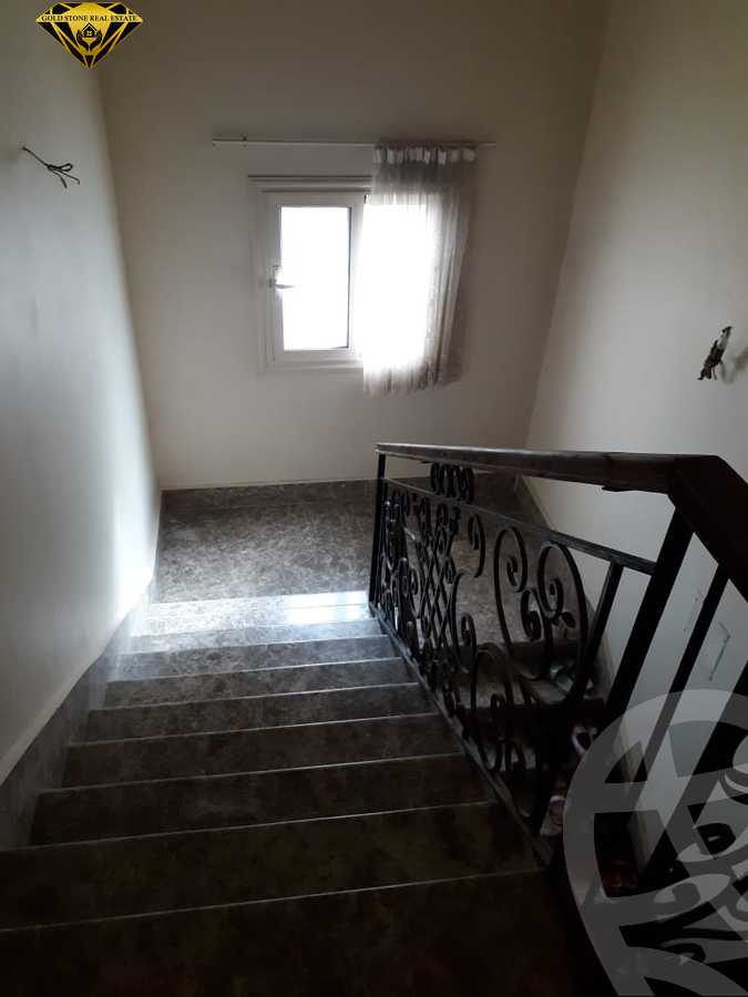https://aqarmap.com.eg/ar/listing/4009792-for-sale-cairo-new-cairo-compounds-moon-valley