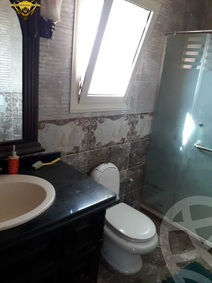 https://aqarmap.com.eg/ar/listing/4009792-for-sale-cairo-new-cairo-compounds-moon-valley