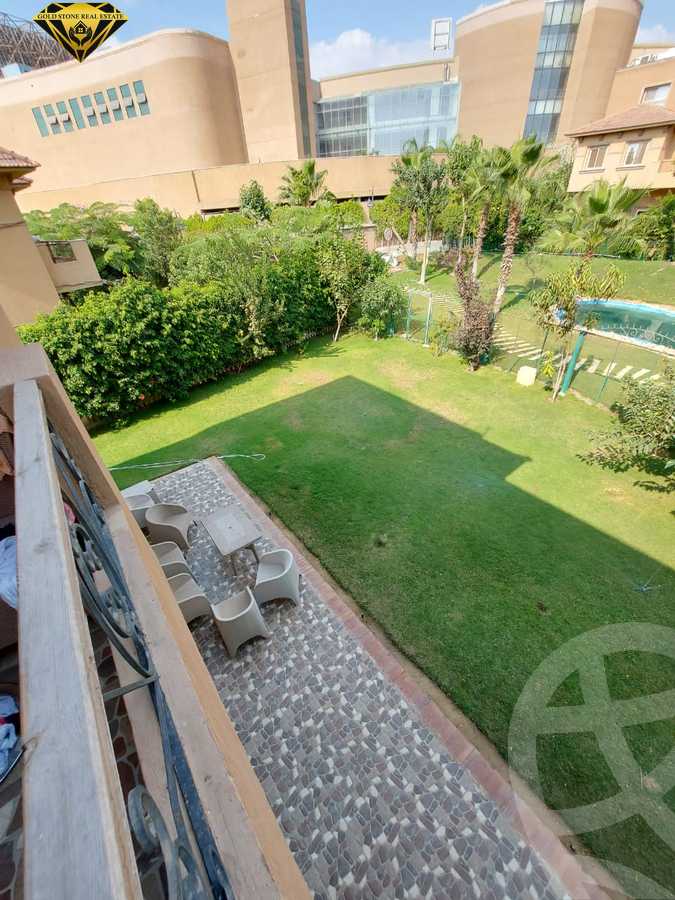 https://aqarmap.com.eg/ar/listing/4009792-for-sale-cairo-new-cairo-compounds-moon-valley