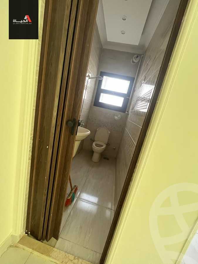 https://aqarmap.com.eg/ar/listing/3738176-for-rent-cairo-6th-of-october-compound-el-zohoor